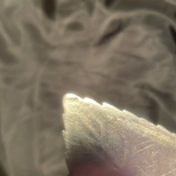 Cristof 800 (coin silver) Wild Rose Pie Server - Picture 2 of 5